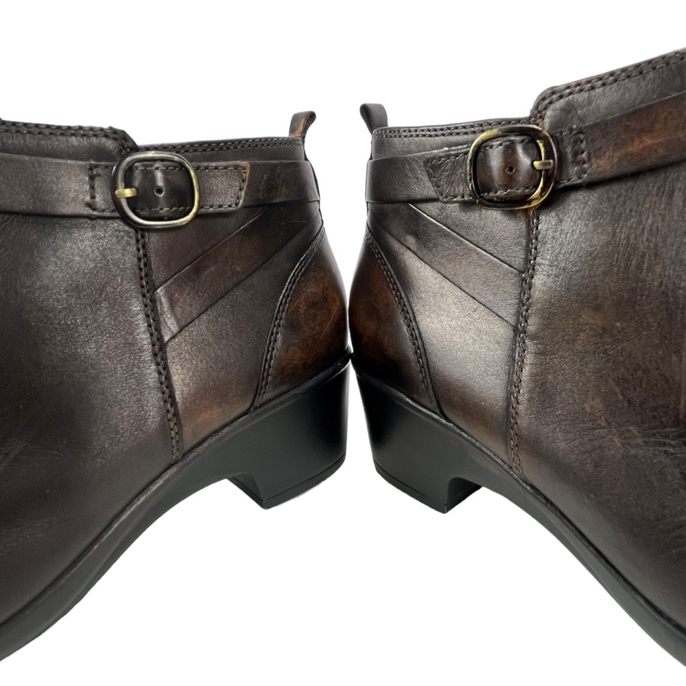 Clarks Women 9.5W Malia Hawthorn Brown Leather Side Zip‎ Ankle Boot - Picture 5 of 13